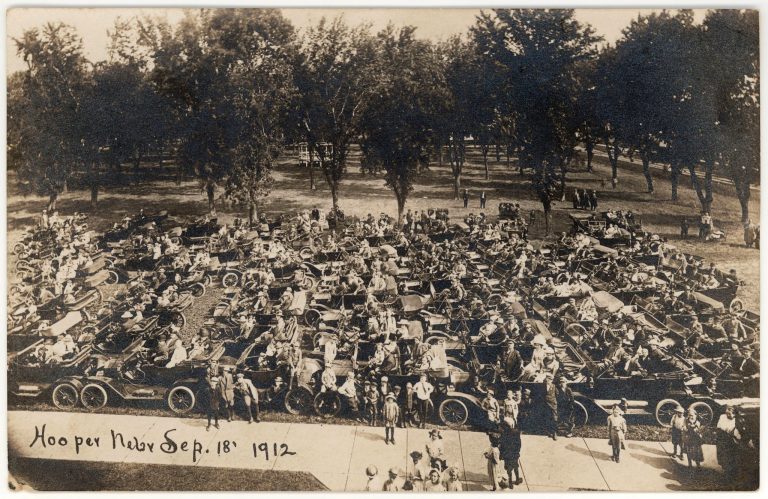 Motorists gather in a parade in Hooper, Nebraska in 1912.